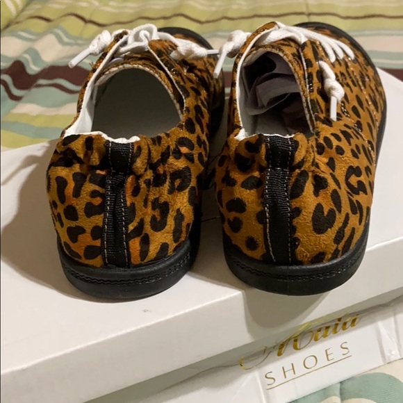 Slip-On Leopard Tennis Shoes. NWT! - Picture 3 of 6
